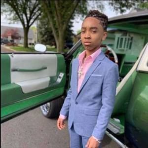 Meet your Posher, Stuart